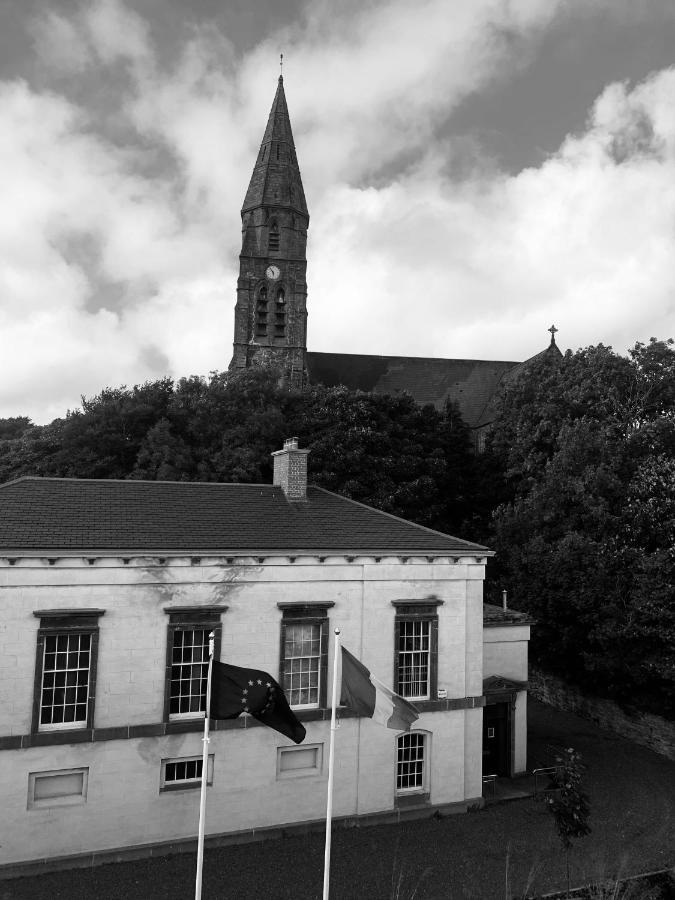 Apartament Courthouse View Penthouse 2 Clifden Zewnętrze zdjęcie
