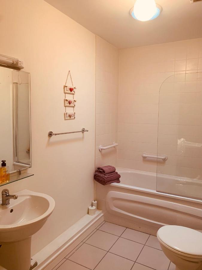 Apartament Courthouse View Penthouse 2 Clifden Zewnętrze zdjęcie