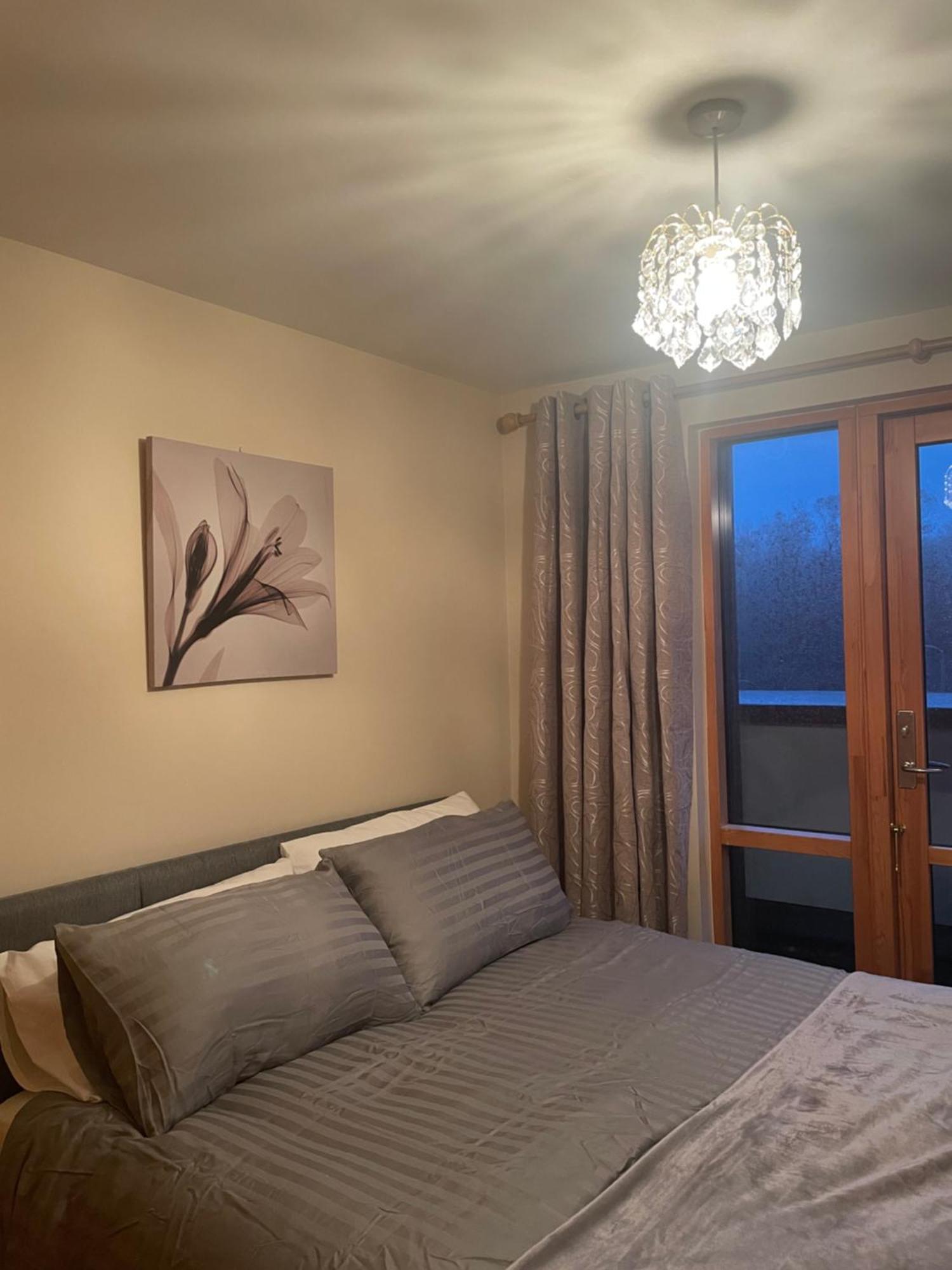 Apartament Courthouse View Penthouse 2 Clifden Zewnętrze zdjęcie