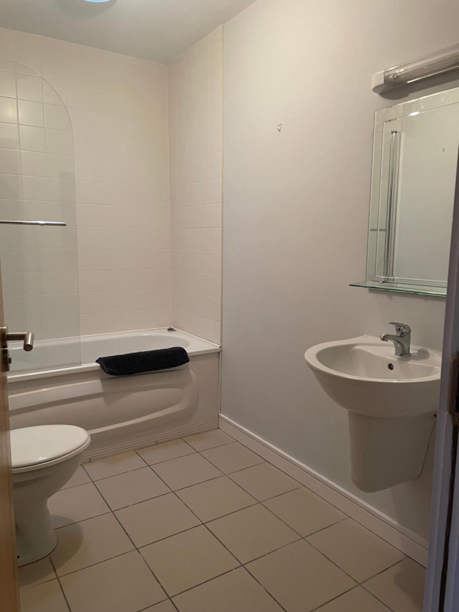 Apartament Courthouse View Penthouse 2 Clifden Zewnętrze zdjęcie