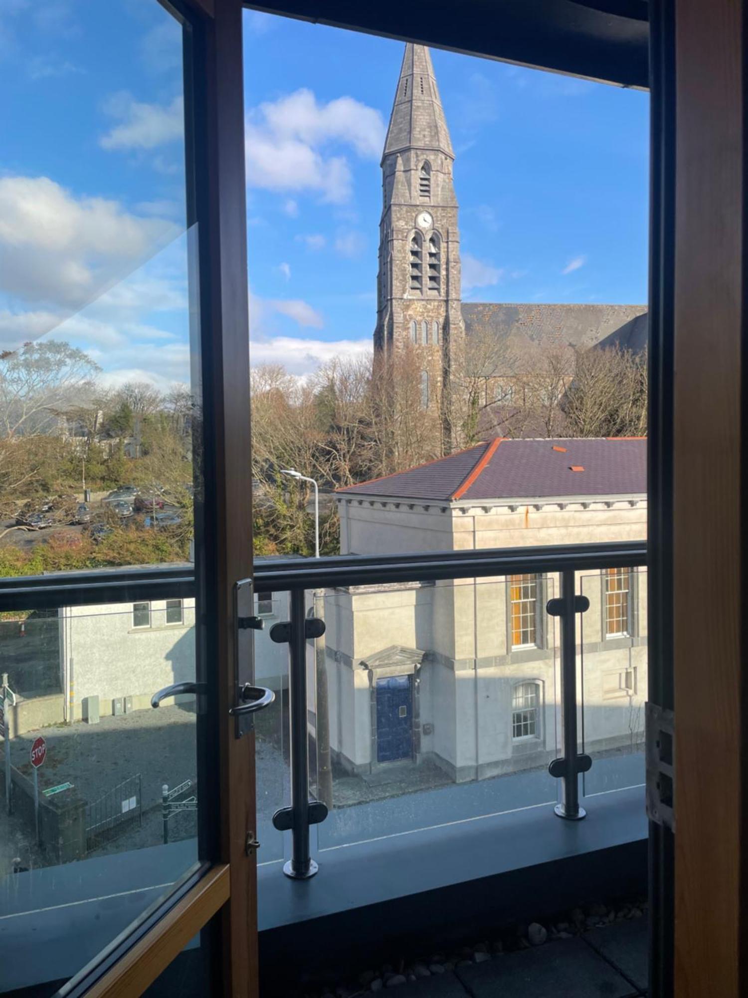 Apartament Courthouse View Penthouse 2 Clifden Zewnętrze zdjęcie